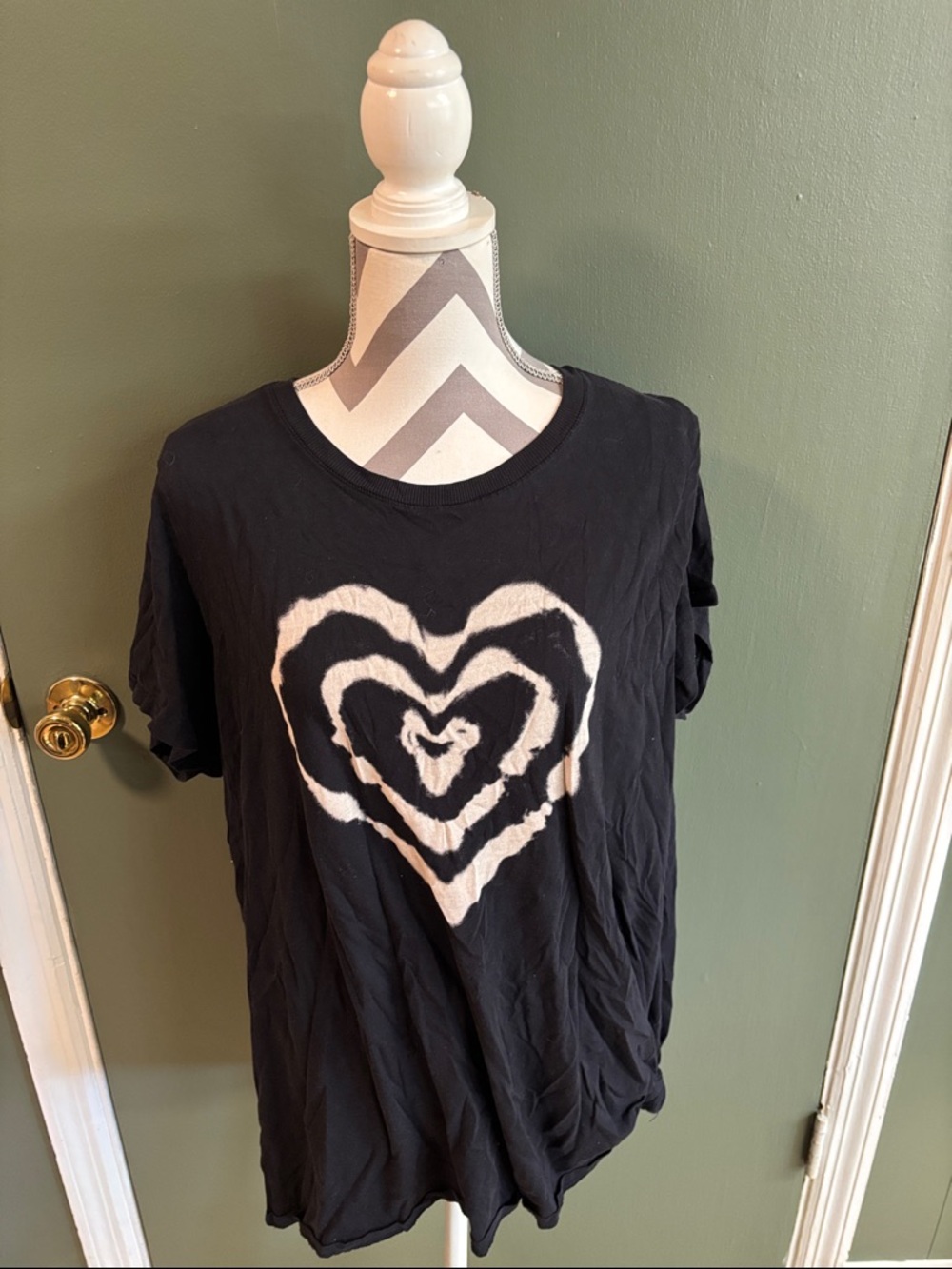 torrid Black Tee with White Heart Graphic